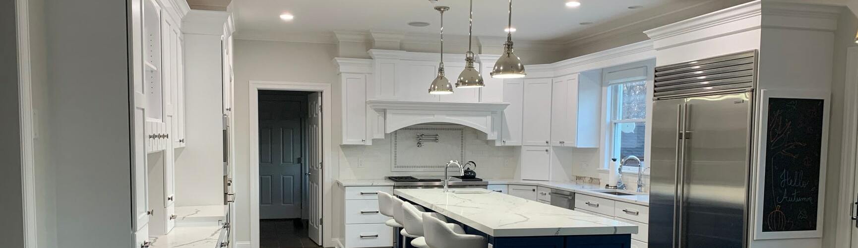 Professional painted modern white kitchen cabinets