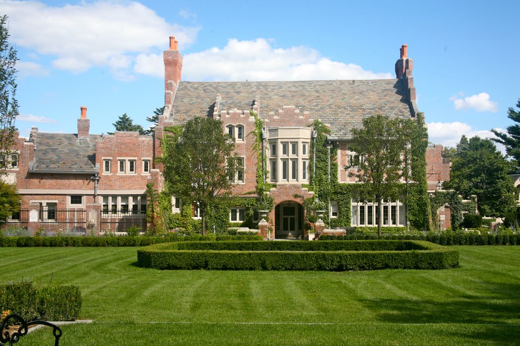 Interior and exterior painting project on Lake Avenue in Greenwich, CT